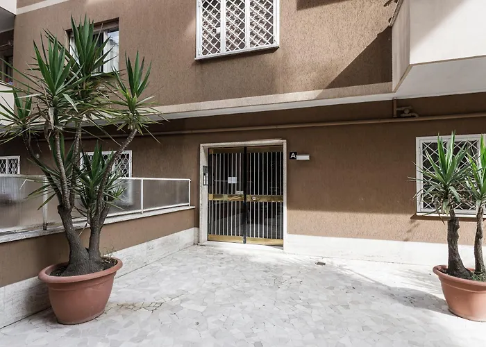 Aurelia 386 Vatican House Рим